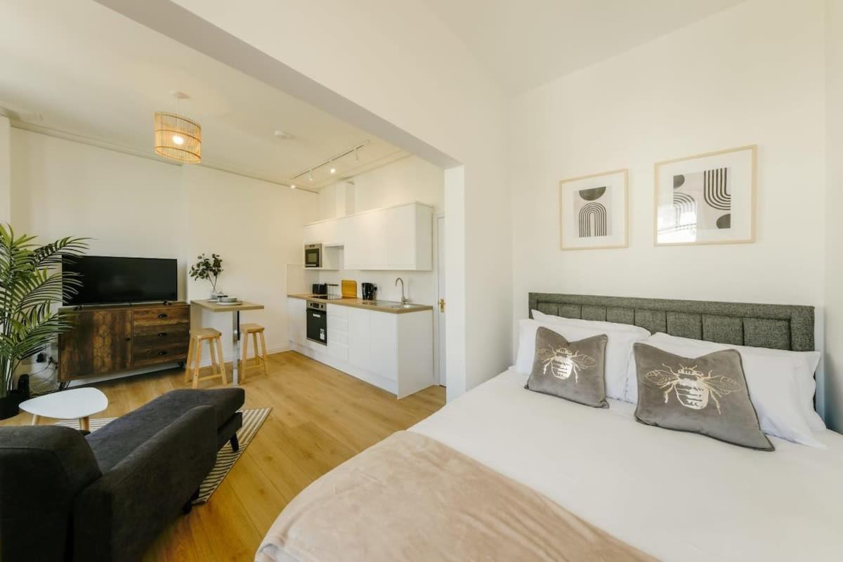 Grange Road Studio 4 Бристоль Экстерьер фото